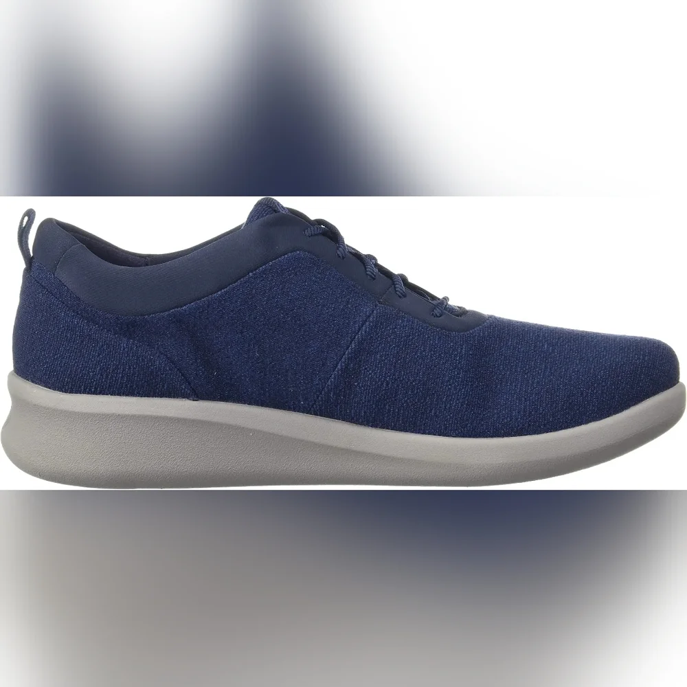 NEW Clark's Women's Cloudsteppers Sillian 2.0 Pace Sneakers